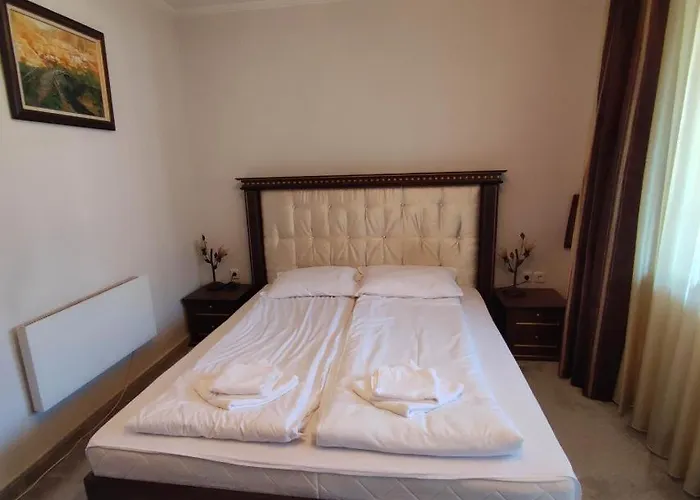 Snowy Tale Апартаменты Пампорово